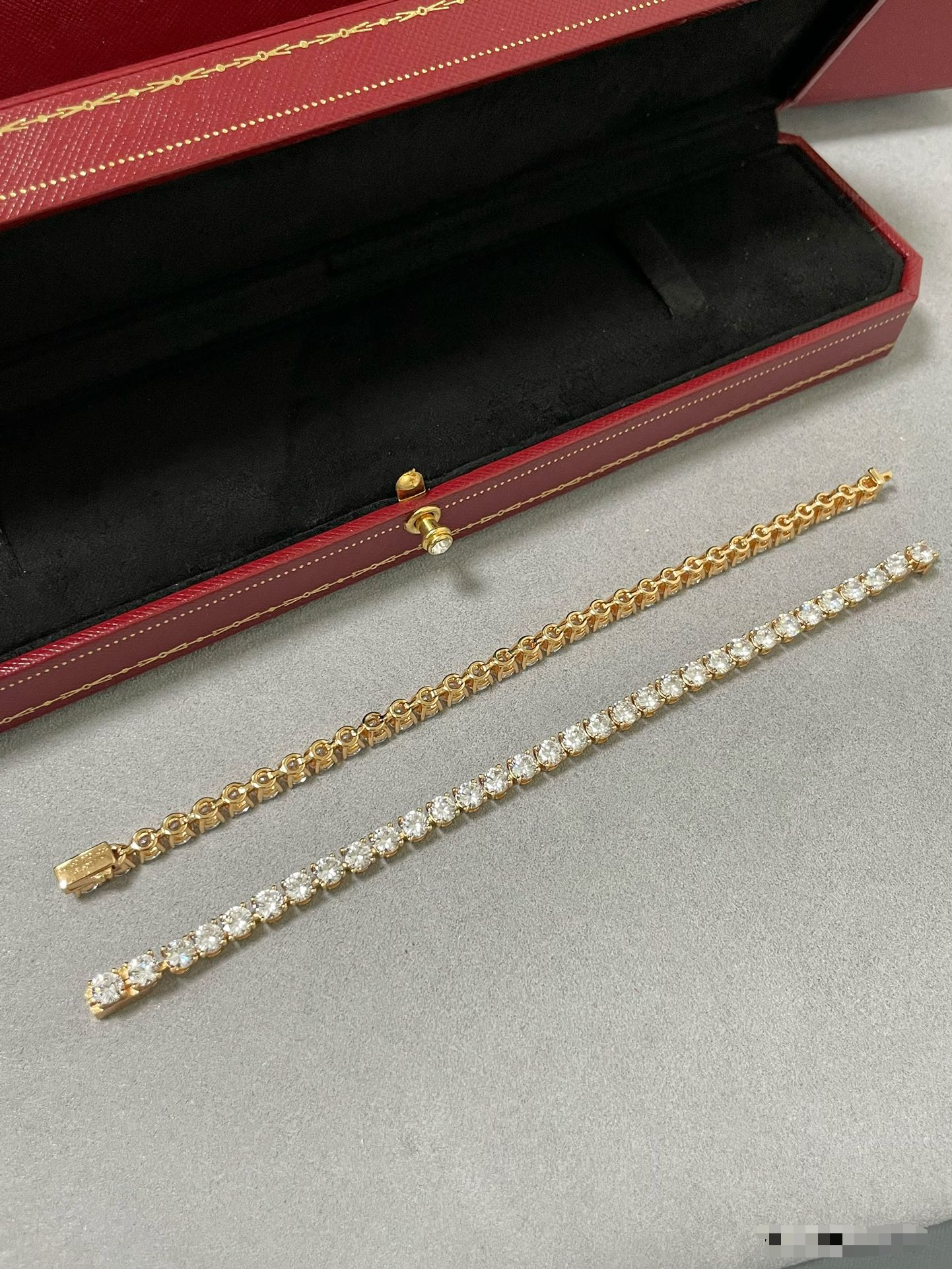 [Auream jewelrys]TENNIS BRACELET WITH FULL DIAMOND SETTING