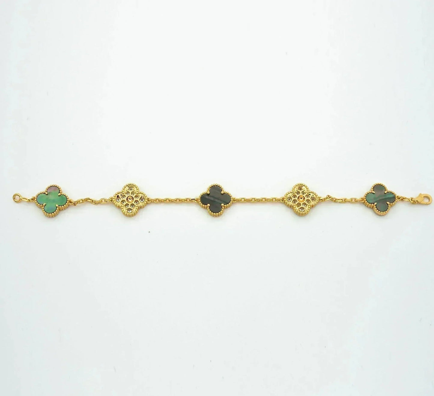 [Auream] CLOVER 5 MOTIF GRAY MOP BRACELET COLLECTION