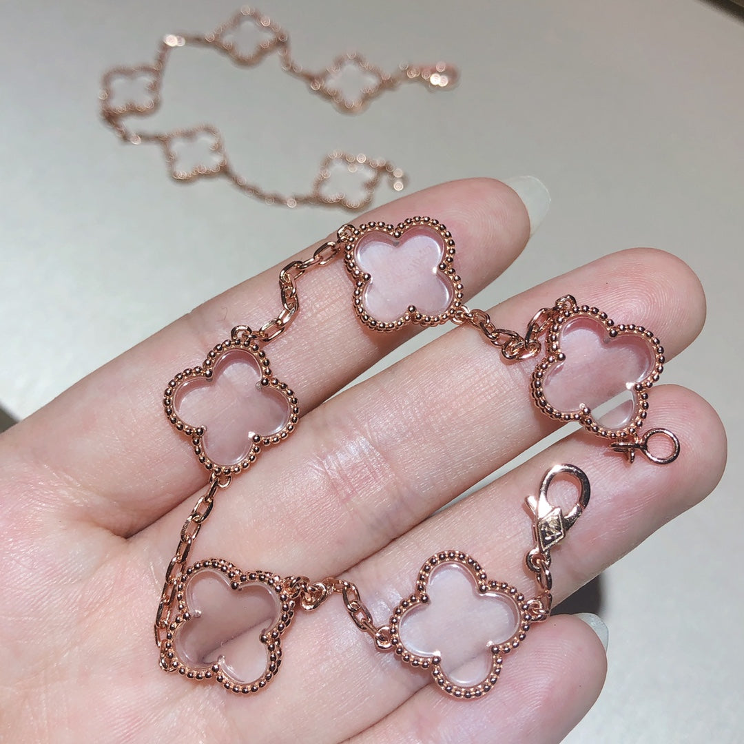 [Auream]CLOVER 5 MOTIF ROCK CRYSTAL BRACELET