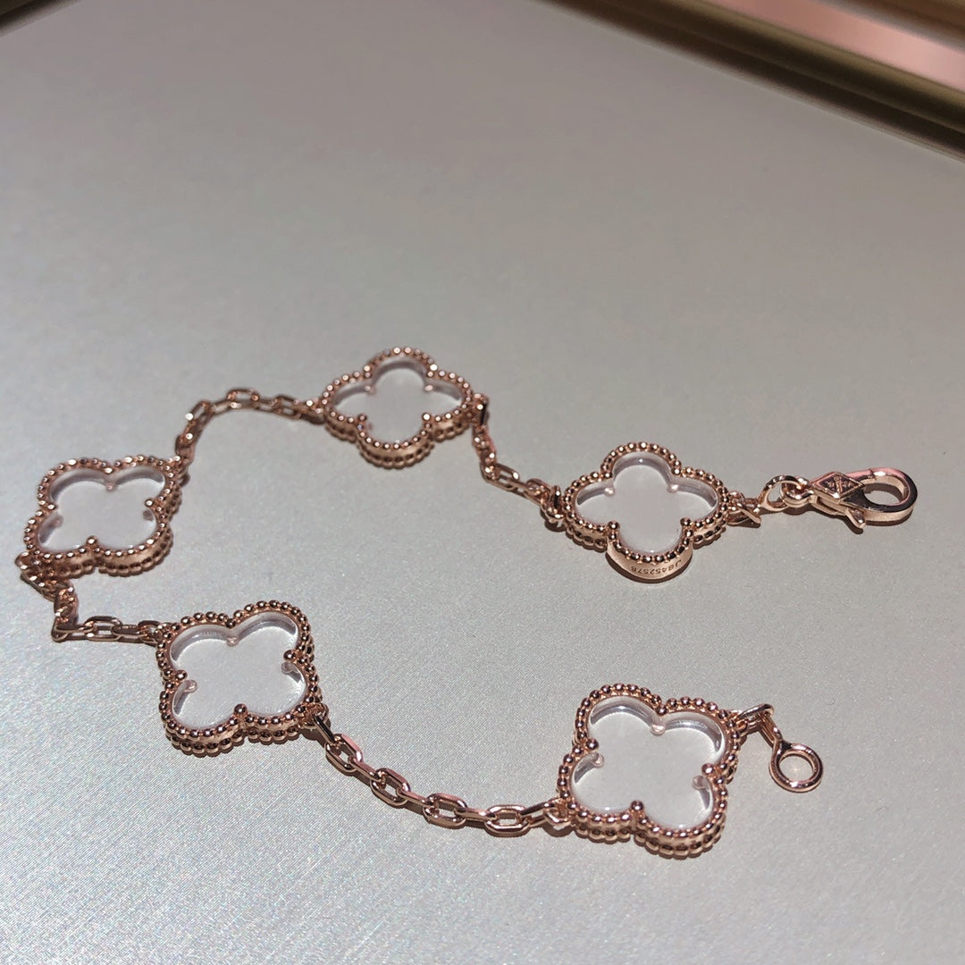 [Auream]CLOVER 5 MOTIF ROCK CRYSTAL BRACELET