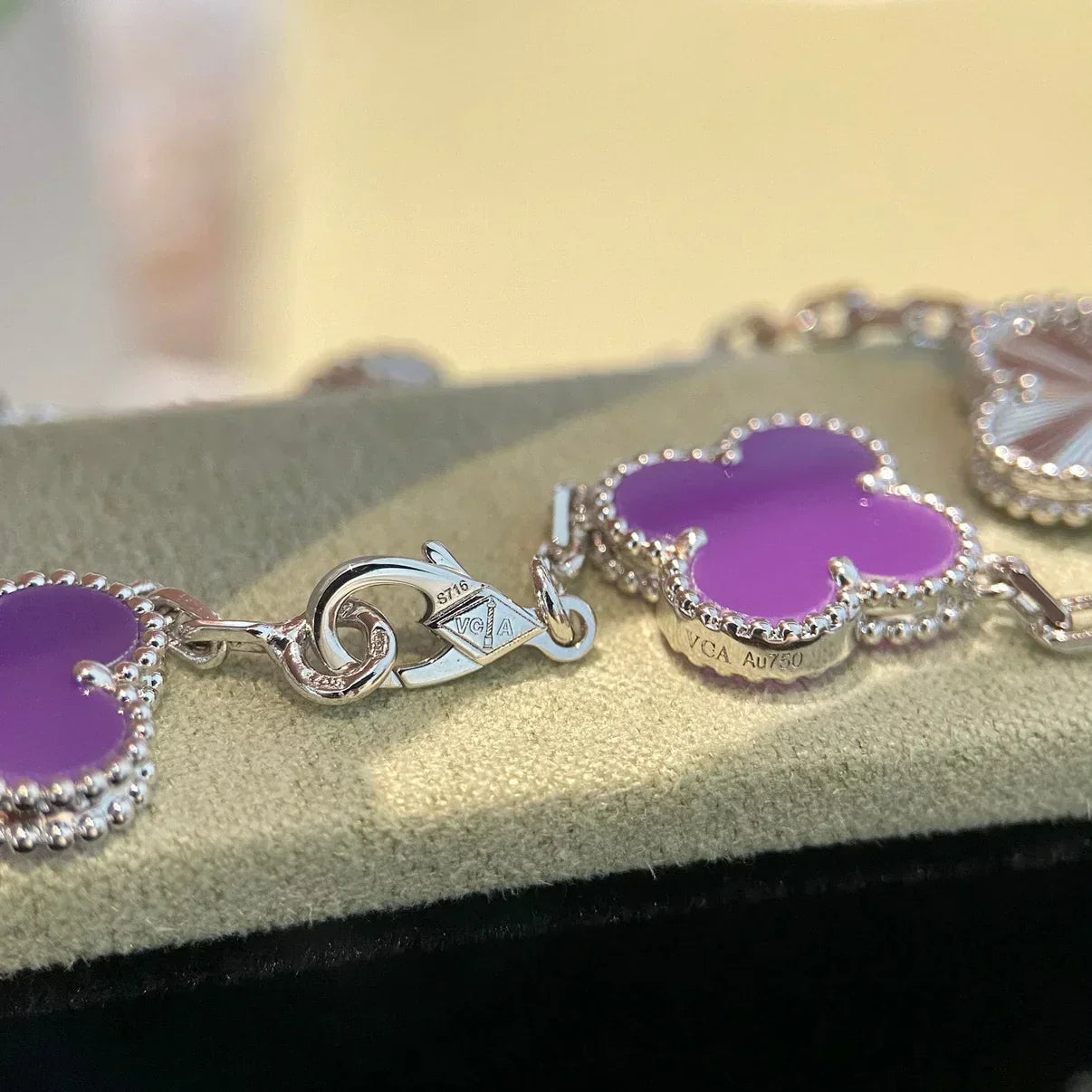 [Auream] CLOVER 5 MOTIF VIOLET BRACELET COLLECTION