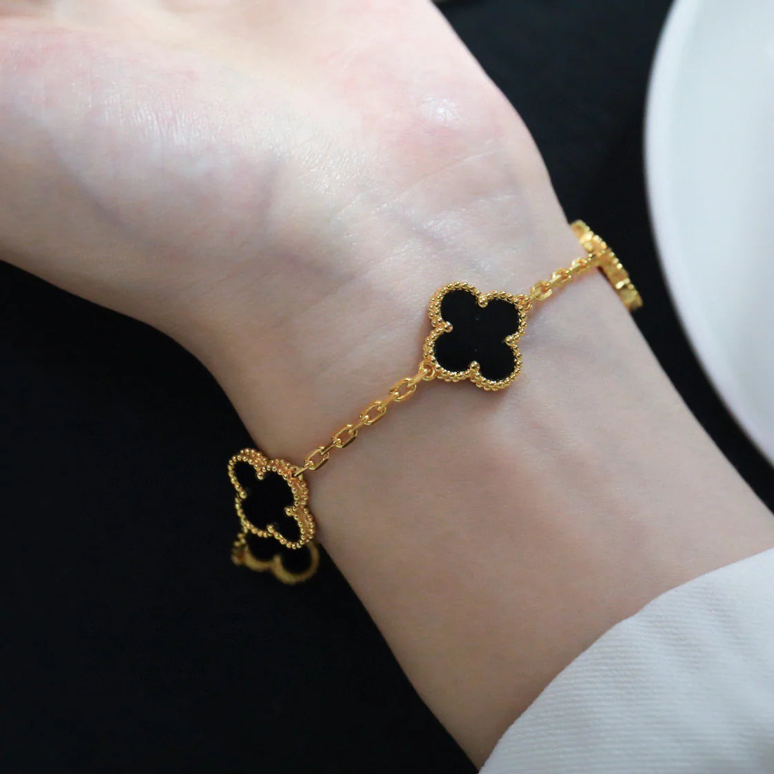 [Auream] CLOVER 5 MOTIF ONYXS BRACELET COLLECTION