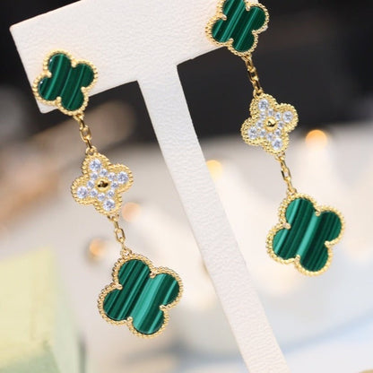 [Auream]CLOVER EARRINGS GOLD MALACHITE DIAMOND 3 MOTIF