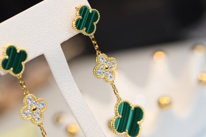 [Auream]CLOVER EARRINGS GOLD MALACHITE DIAMOND 3 MOTIF