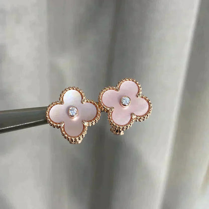 [Auream]CLOVER MEDIUM 1 MOTIFS  PINK MOP DIAMOND EARRINGS
