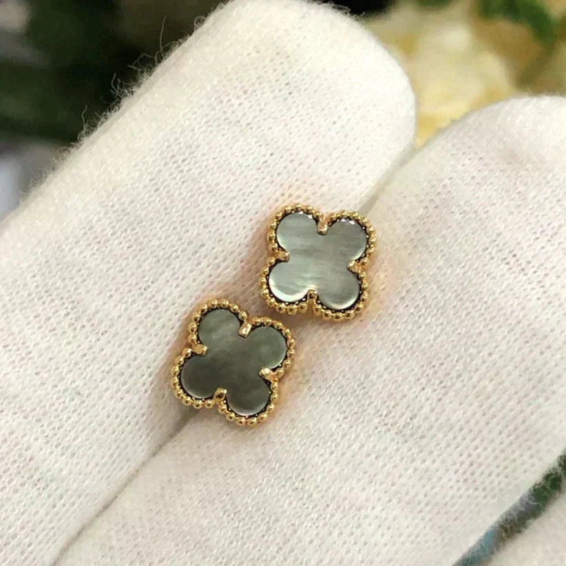 [Auream]CLOVER MINI 9.5MM GRAY MOP EARRINGS