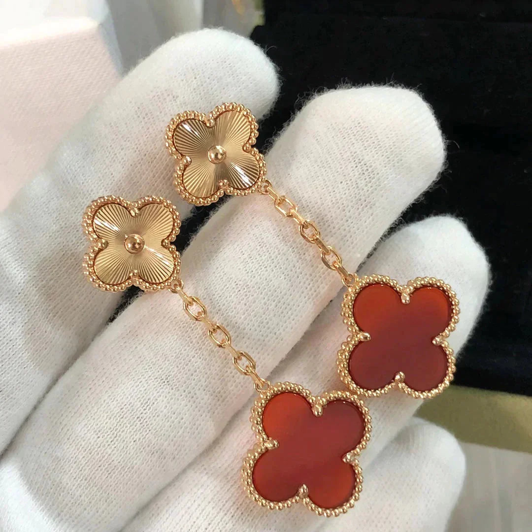 [Auream]CLOVER 2 MOTIF  LASER CARNELIAN EARRINGS