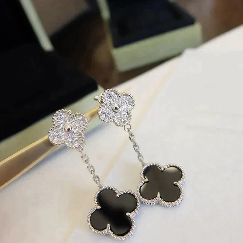 [Auream]CLOVER 2 MOTIFS  DIAMOND ONYX EARRINGS SILVER