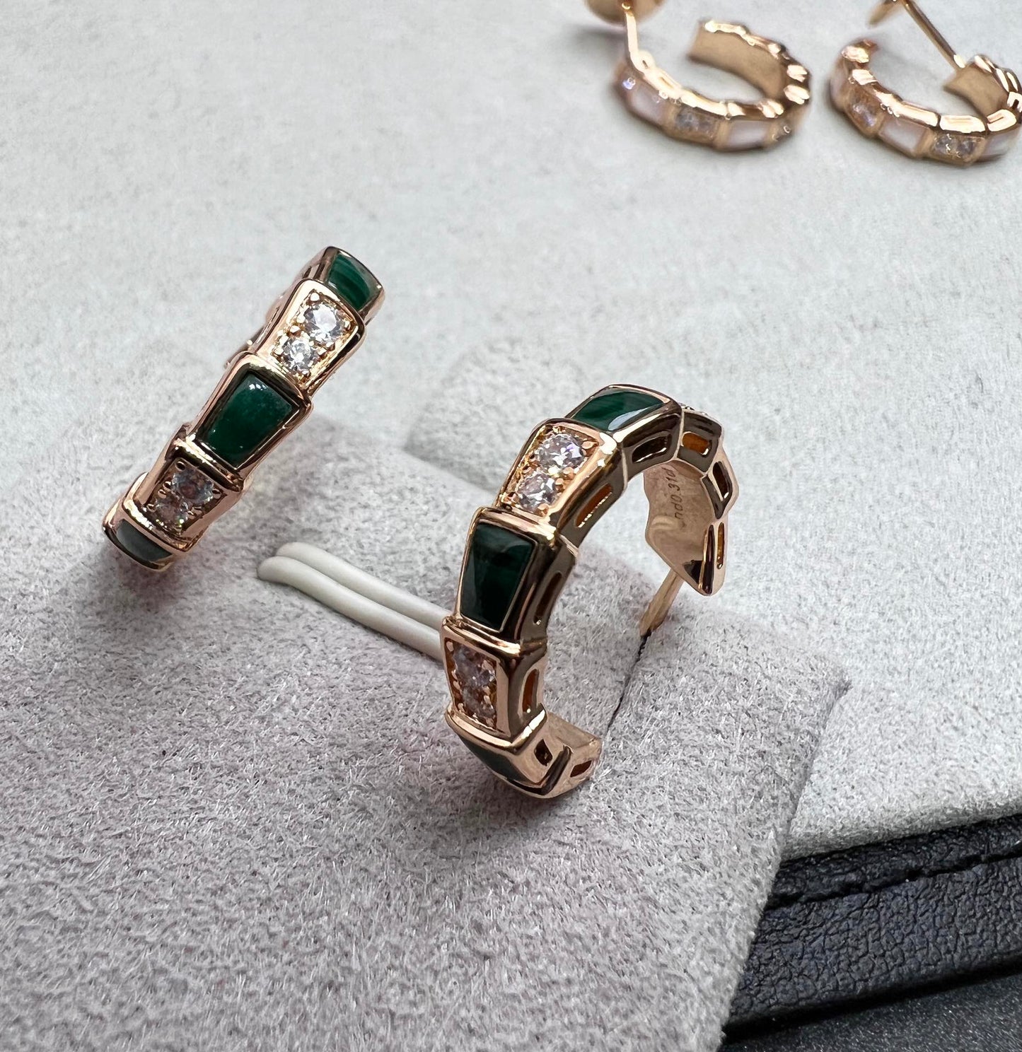 [Auream]SERPENTI MALACHITE PINK GOLD EARRINGS