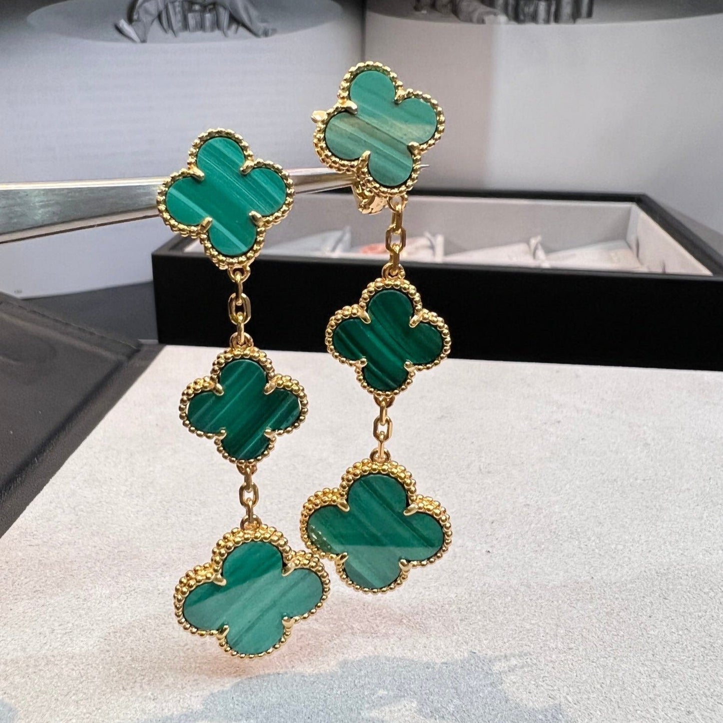 [Auream]CLOVER MALACHITE 3 MOTIFS GOLD