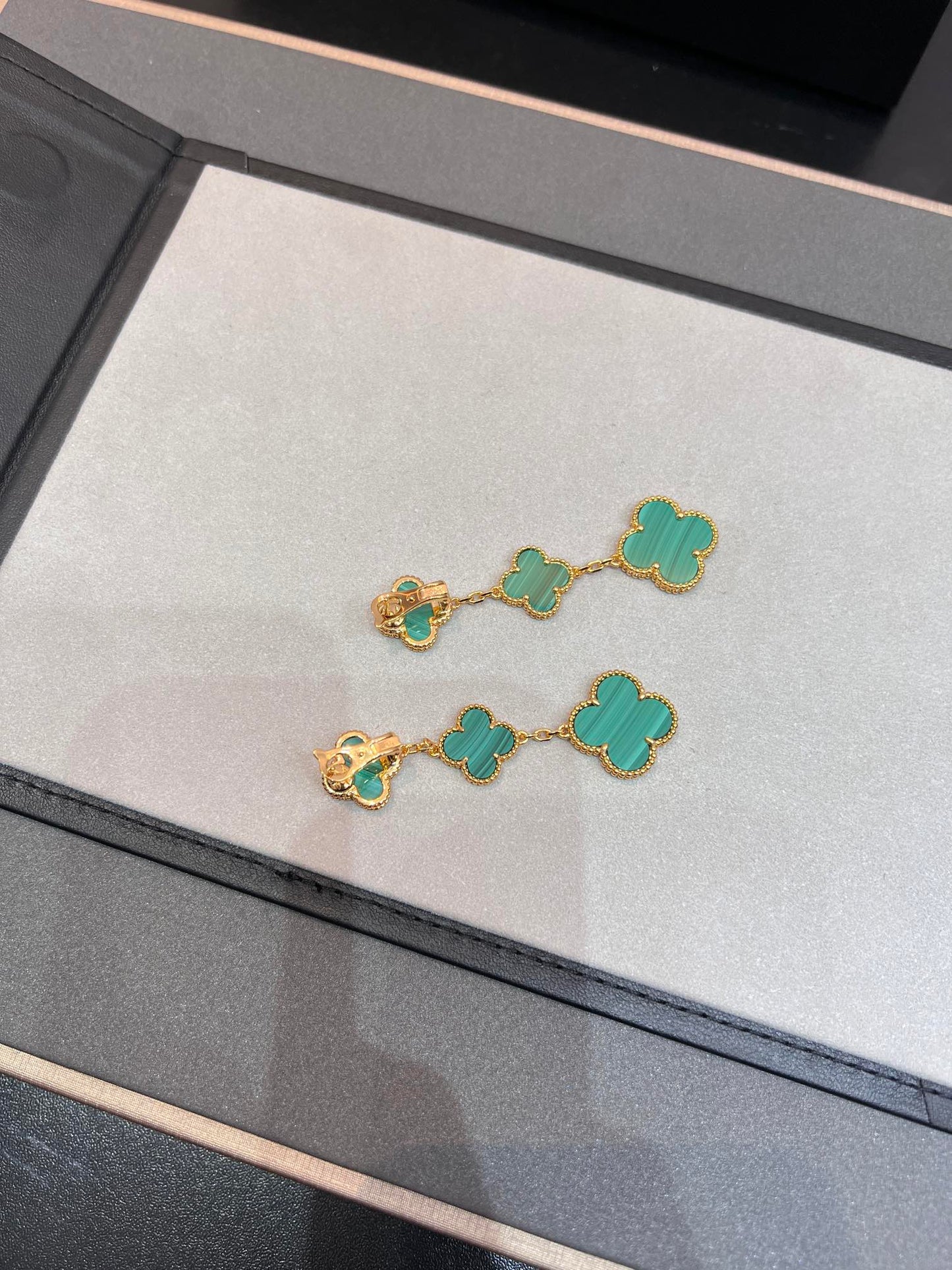 [Auream]CLOVER MALACHITE 3 MOTIFS GOLD