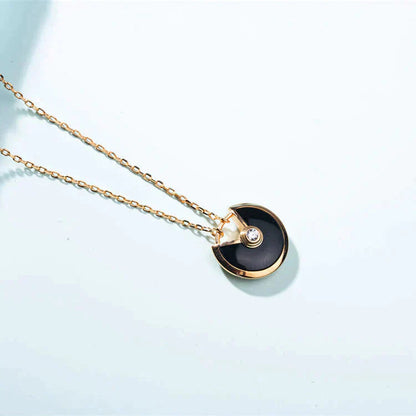 [Auream]AMULETTE GOLD CARNELIAN ONYX NECKLACE