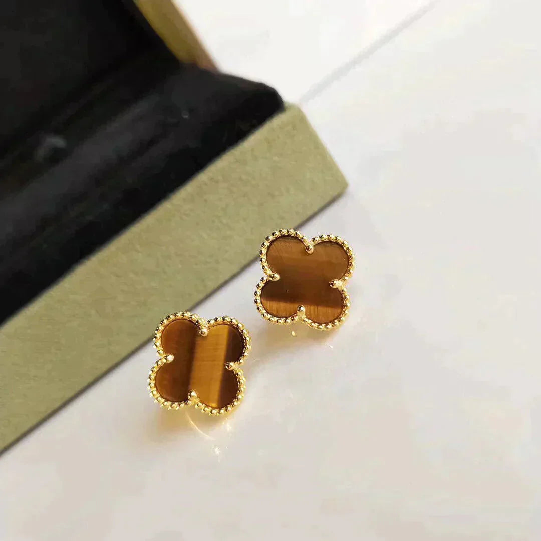 [Auream]CLOVER MEDIUM 1 MOTIFS TIGER EYE EARRINGS