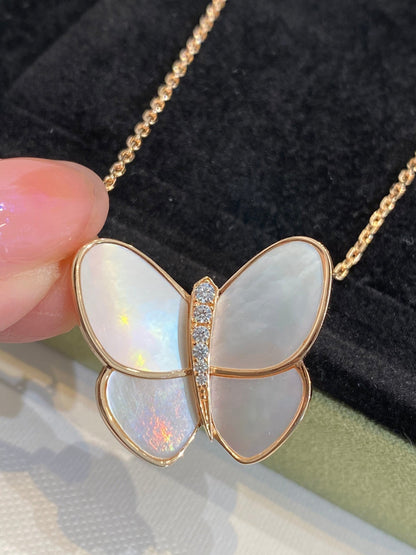 [Auream]BUTTERFLY GOLD MOP DIAMOND NECKLACE