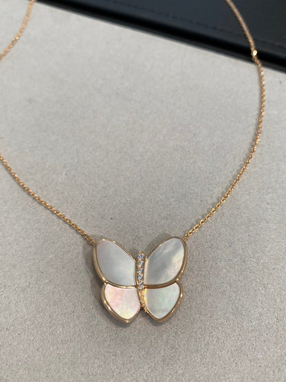[Auream]BUTTERFLY GOLD MOP DIAMOND NECKLACE