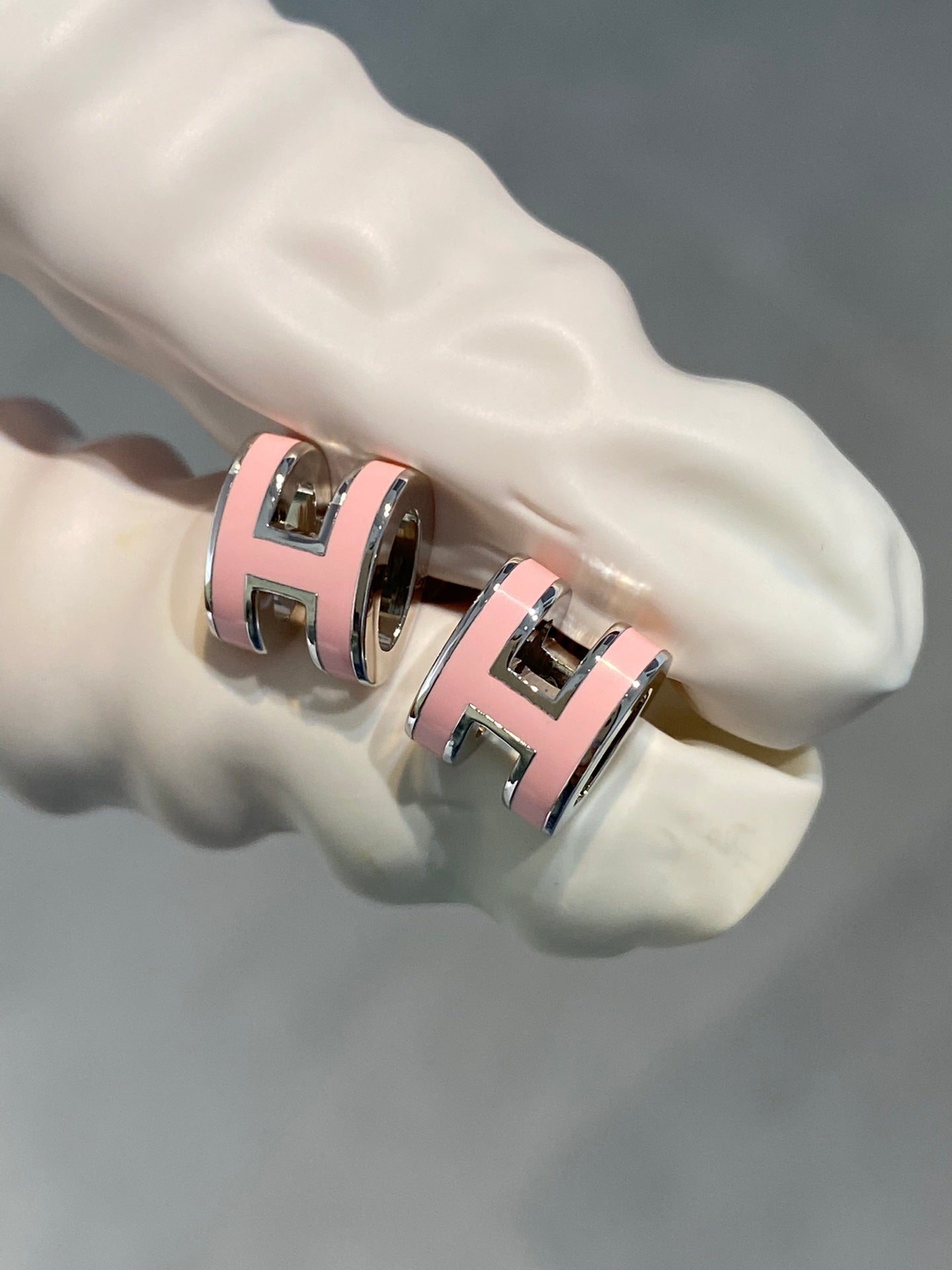 [Auream]MINI POP H SILVER EARRINGS PINK