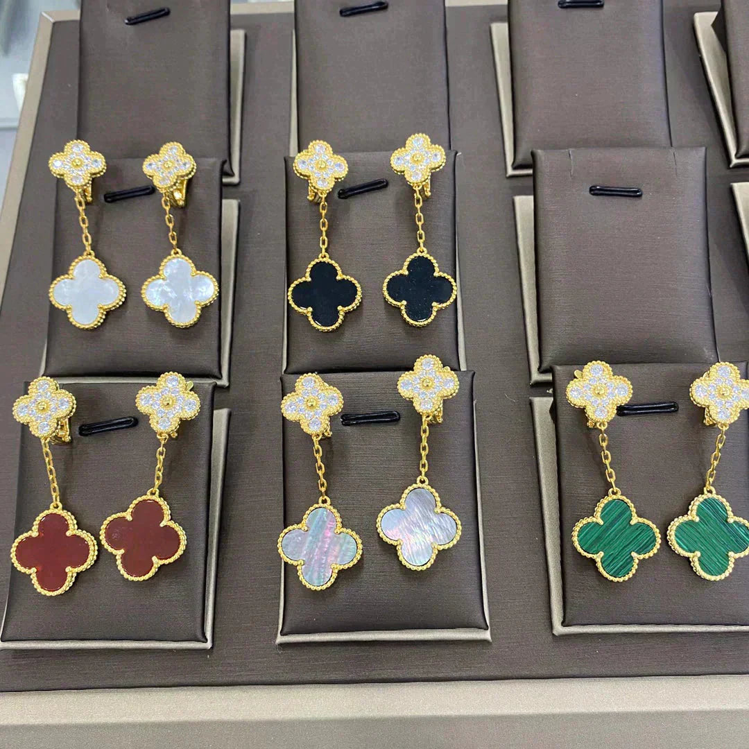 [Auream]CLOVER  2 MOTIFS  DIAMOND  EARRINGS (MULTIPLE CHOICESç´