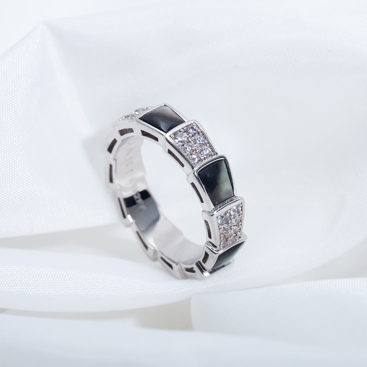 [Auream]SERPENTI RING SILVER DIAMOND BLACK MOP 4MM