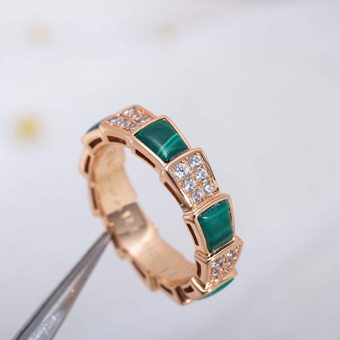 [Auream]SERPENTI RING PINK GOLD MALACHITE DIAMOND PAVED 4MM
