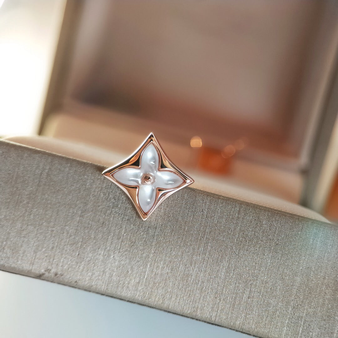 [Auream]STAR MOP PINK GOLD EARRINGS
