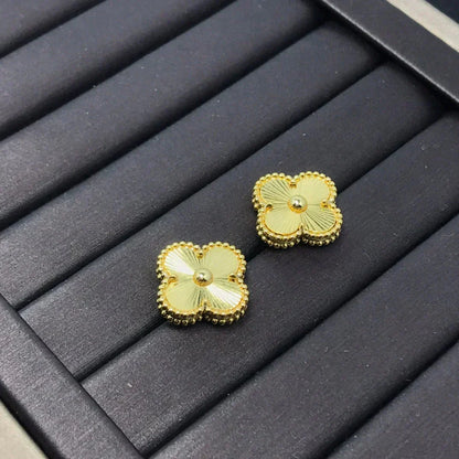 [Auream]CLOVER MINI 9.5MM LASER EARRINGS