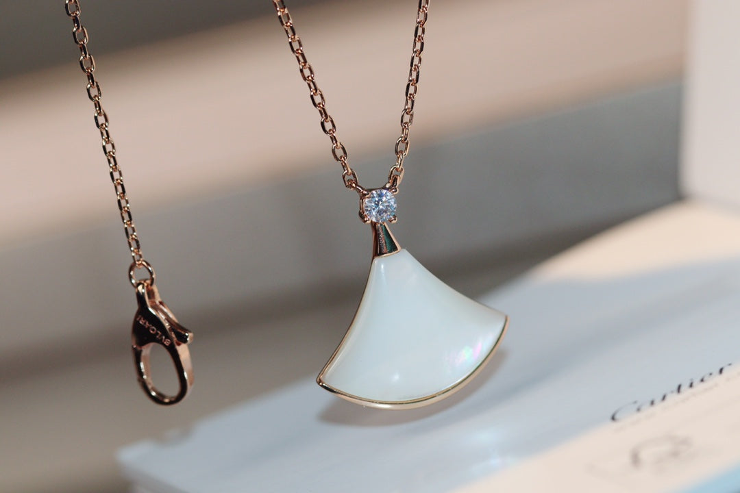 [Auream]DREAM NECKLACE WHITE MOP PINK GOLD 1 DIAMOND