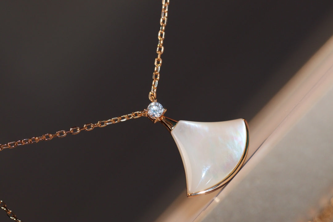 [Auream]DREAM NECKLACE WHITE MOP PINK GOLD 1 DIAMOND