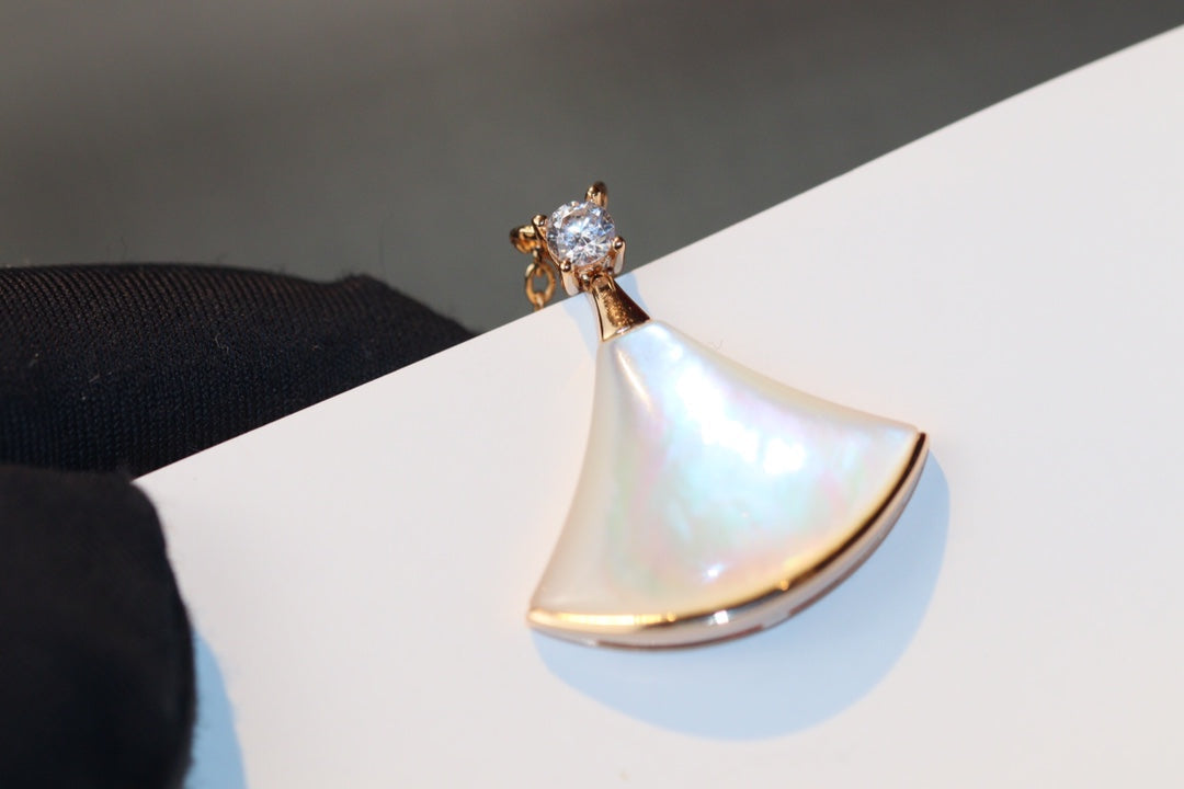 [Auream]DREAM NECKLACE WHITE MOP PINK GOLD 1 DIAMOND