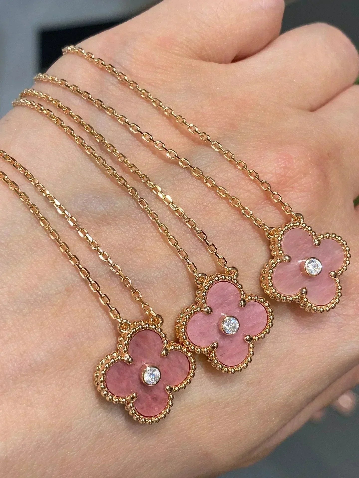 [Auream]CLOVER 15MM DIAMOND RHODONITE NECKLACE