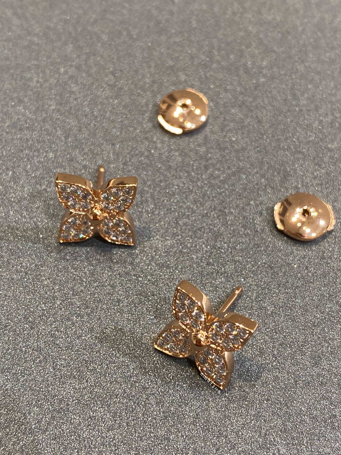 [Auream]STAR DIAMOND EARRINGS