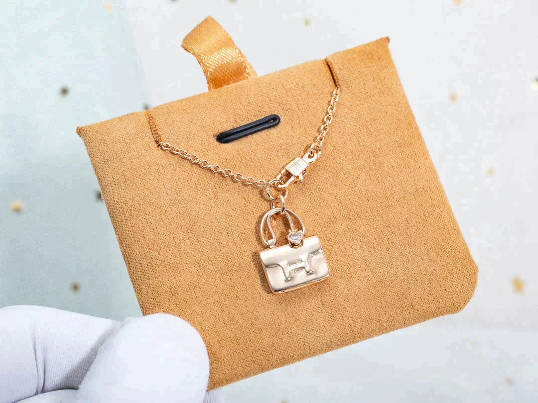 [Auream]AMULETTE PEDANT ROSE GOLD NECKLACE