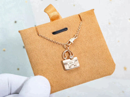 [Auream]AMULETTE PEDANT ROSE GOLD NECKLACE