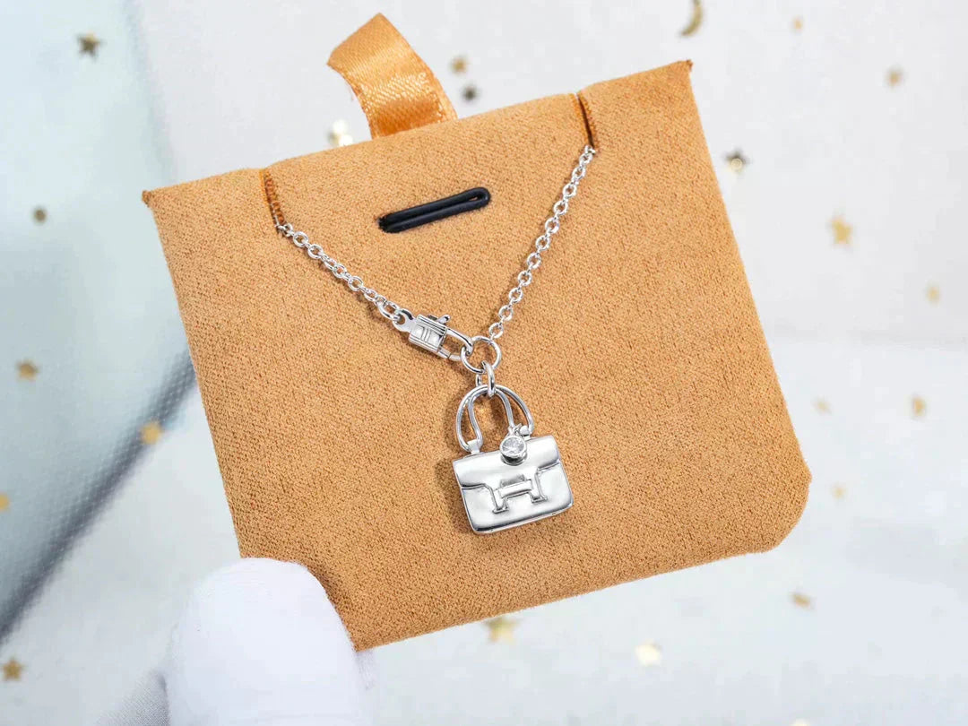 [Auream]AMULETTE PEDANT SILVER NECKLACE