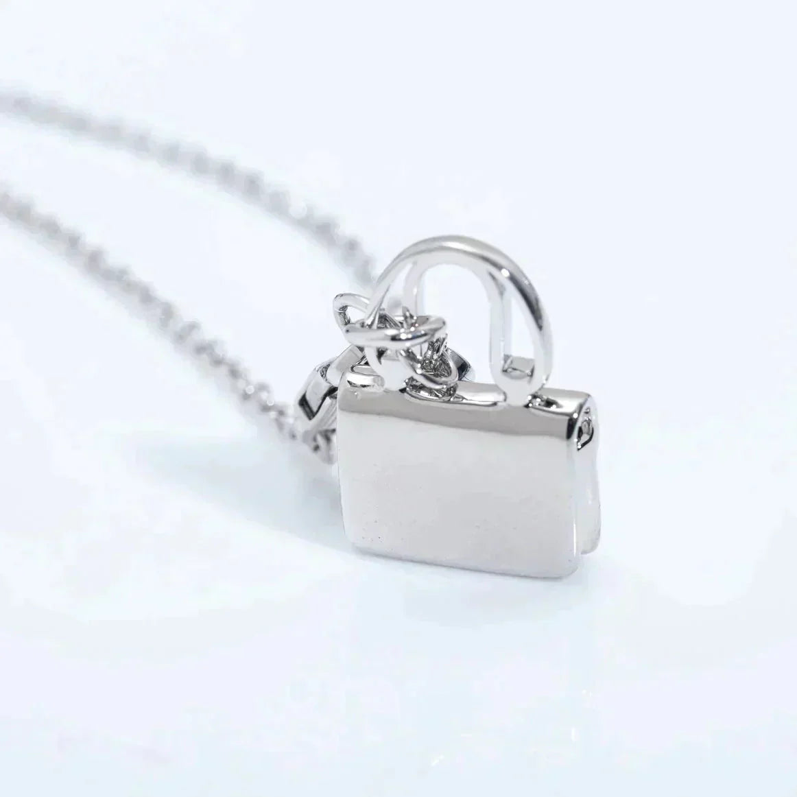 [Auream]AMULETTE PEDANT SILVER NECKLACE
