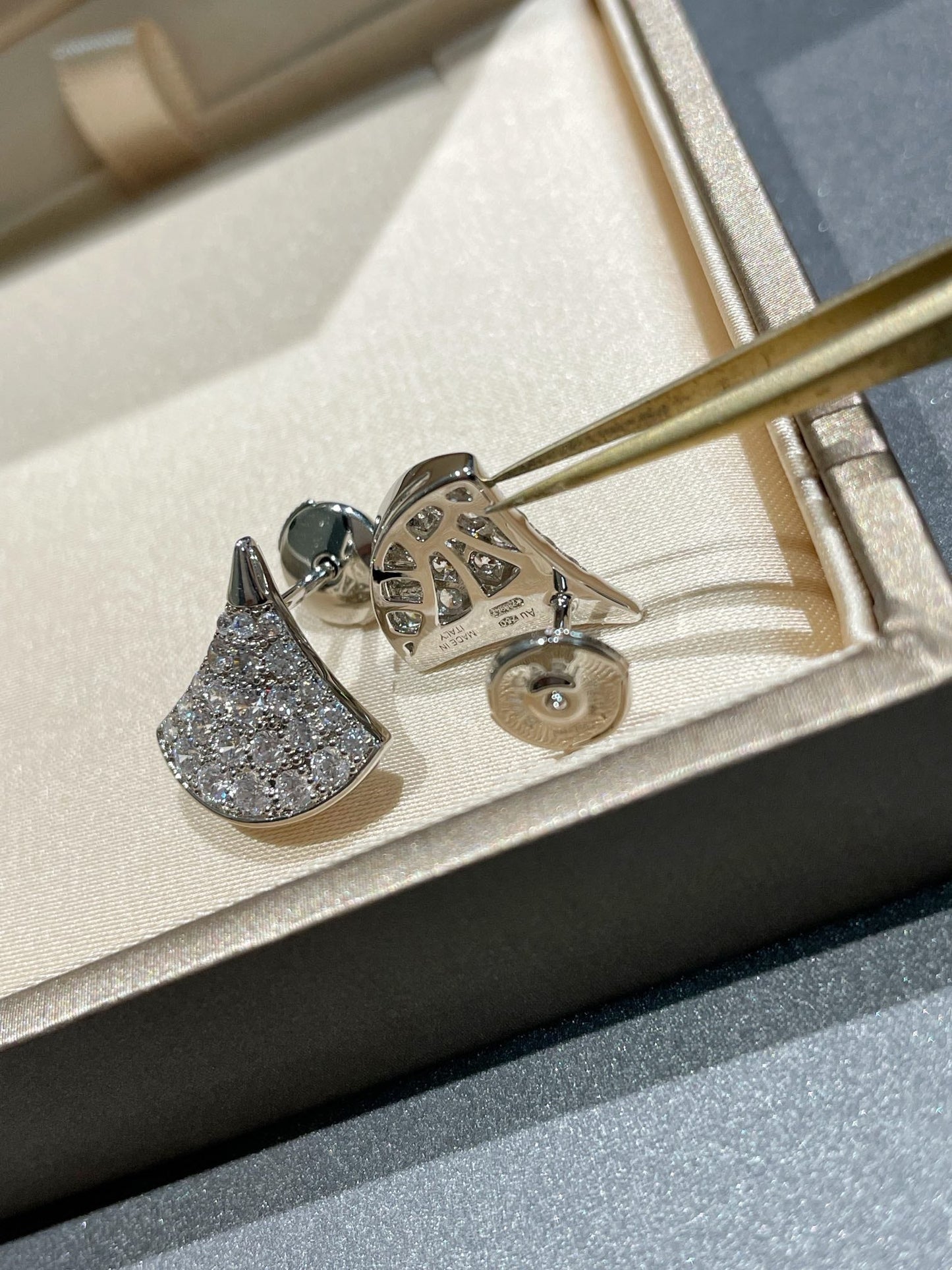 [Auream]DREAM STUD EARRINGS DIAMOND
