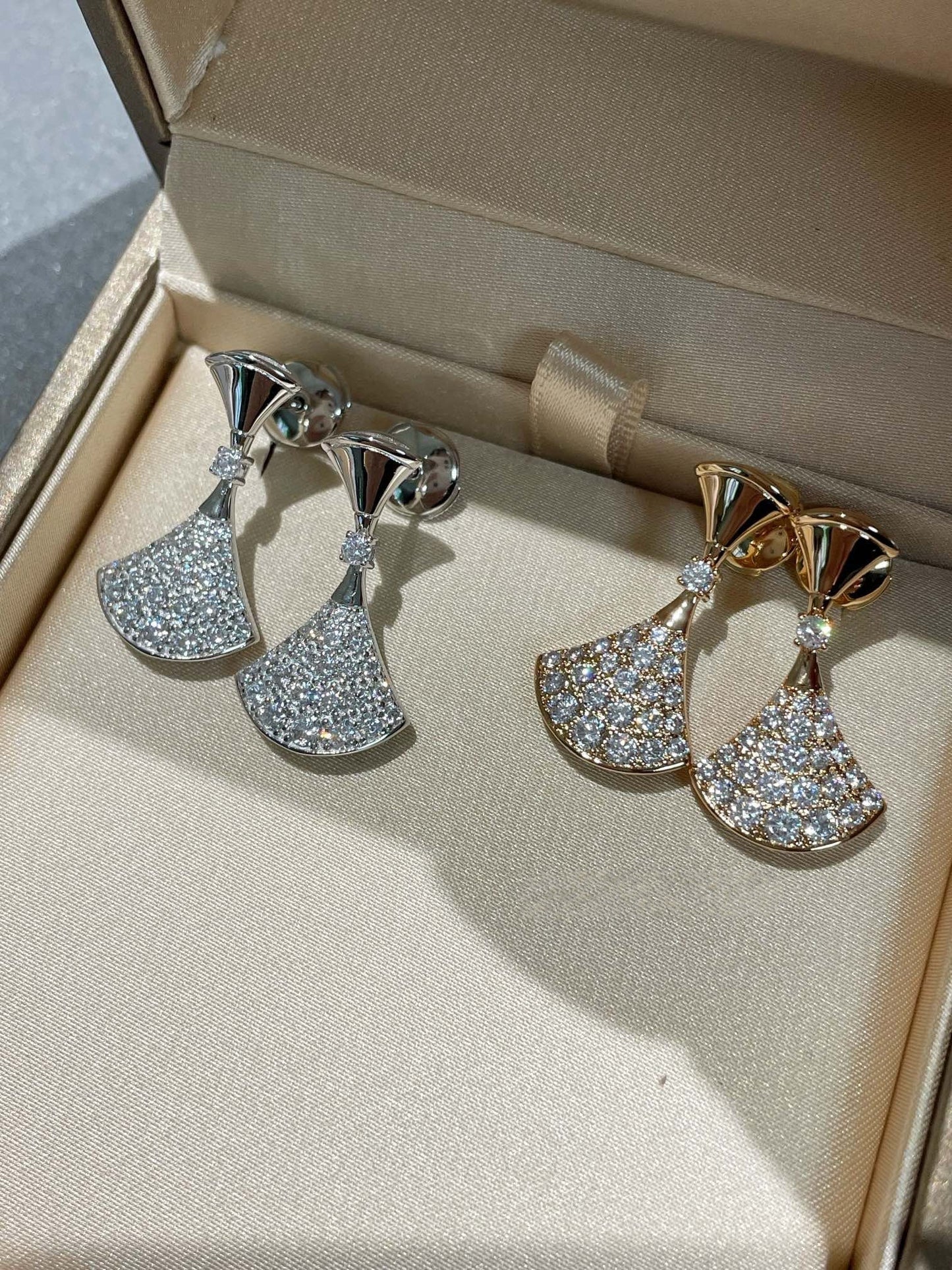 [Auream]DREAM EARRINGS DIAMOND
