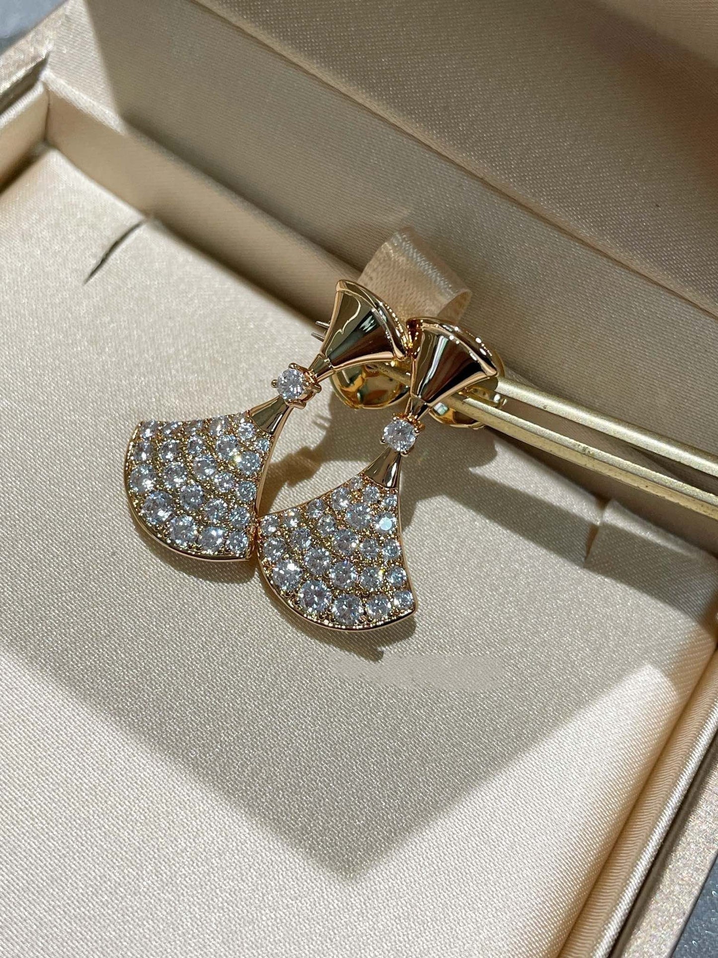 [Auream]DREAM EARRINGS DIAMOND