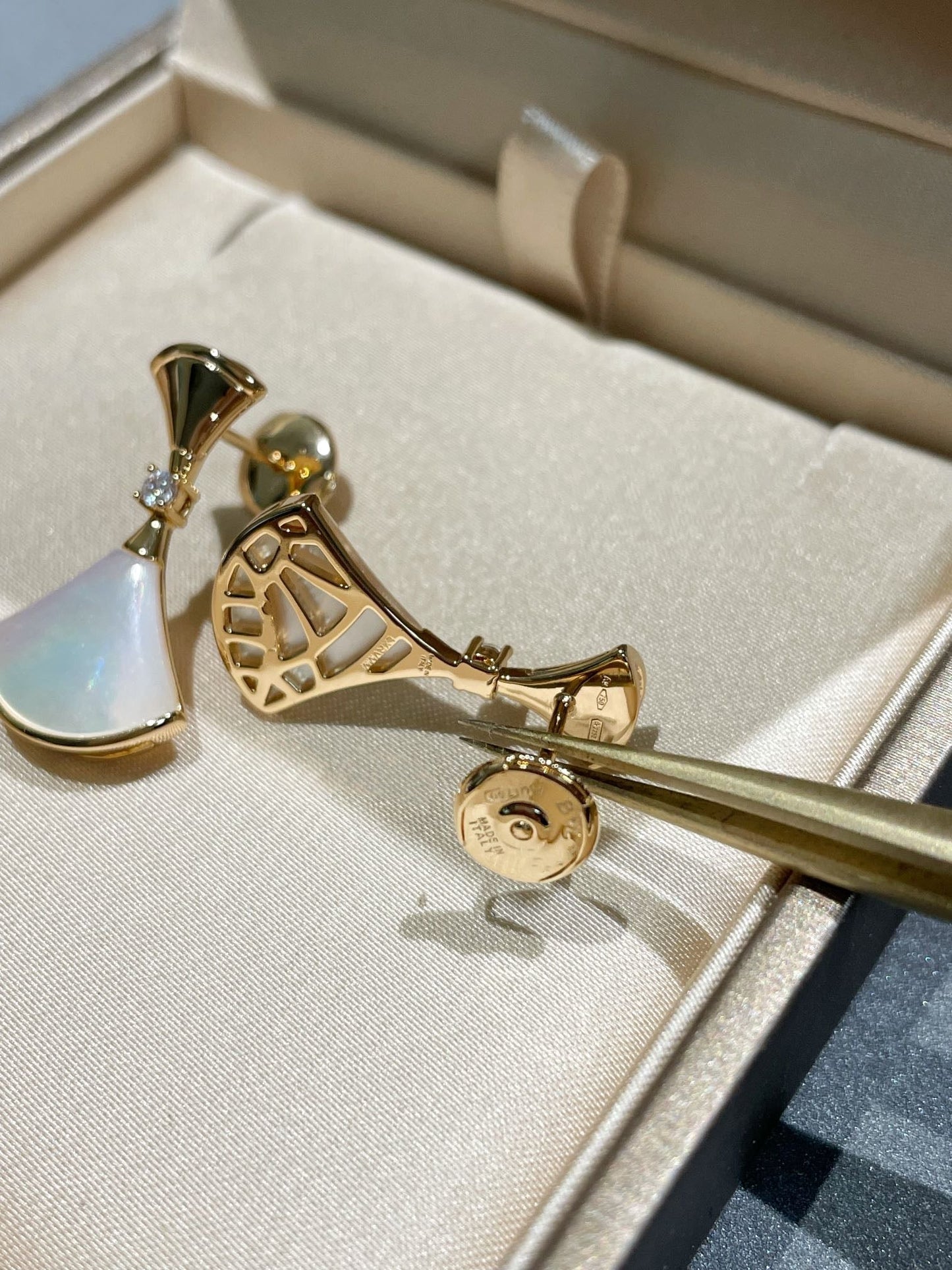 [Auream]DREAM MOP 1 DIAMOND EARRINGS