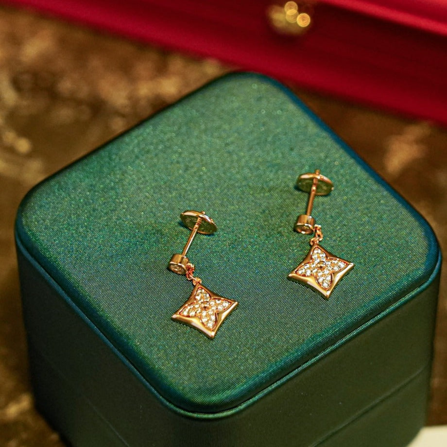 [Auream]STAR DIAMONDS EARRINGS GOLD
