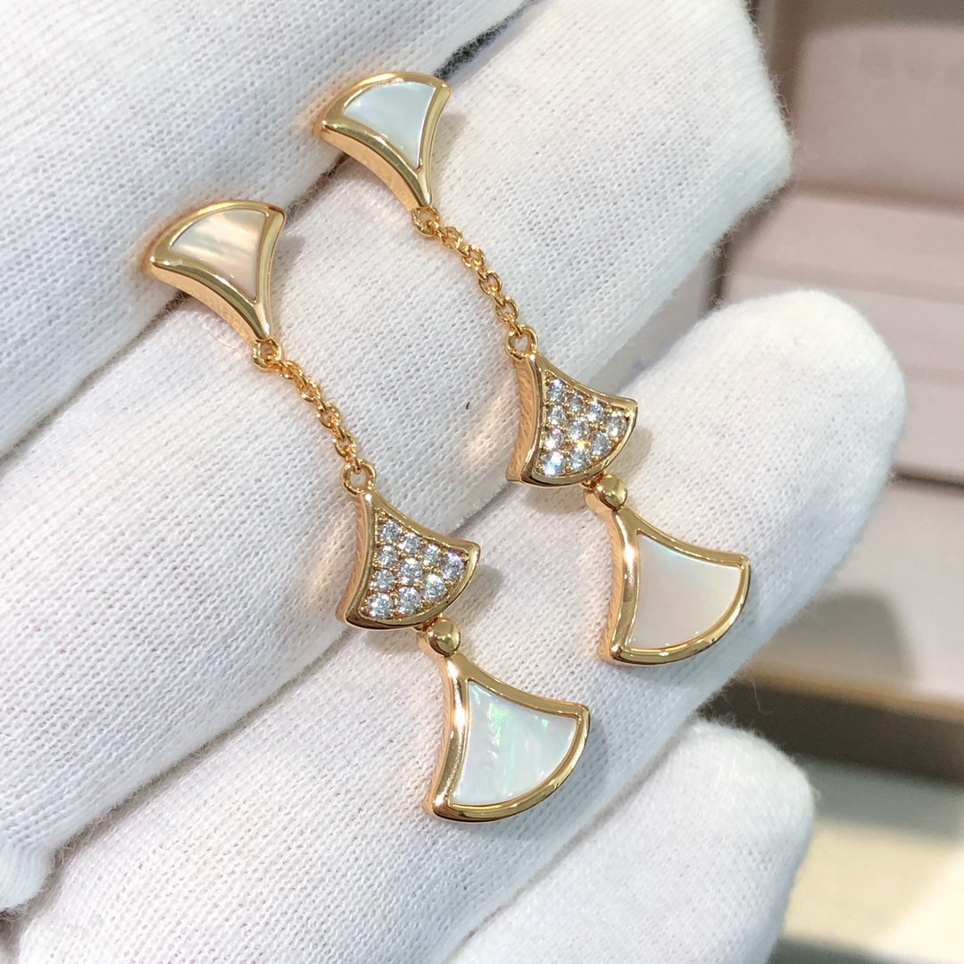 [Auream]DREAM EARRINGS 3 MOTIFS DIAMOND MOP PINK GOLD