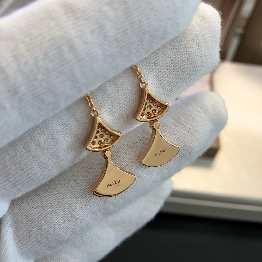 [Auream]DREAM EARRINGS 3 MOTIFS DIAMOND MOP PINK GOLD