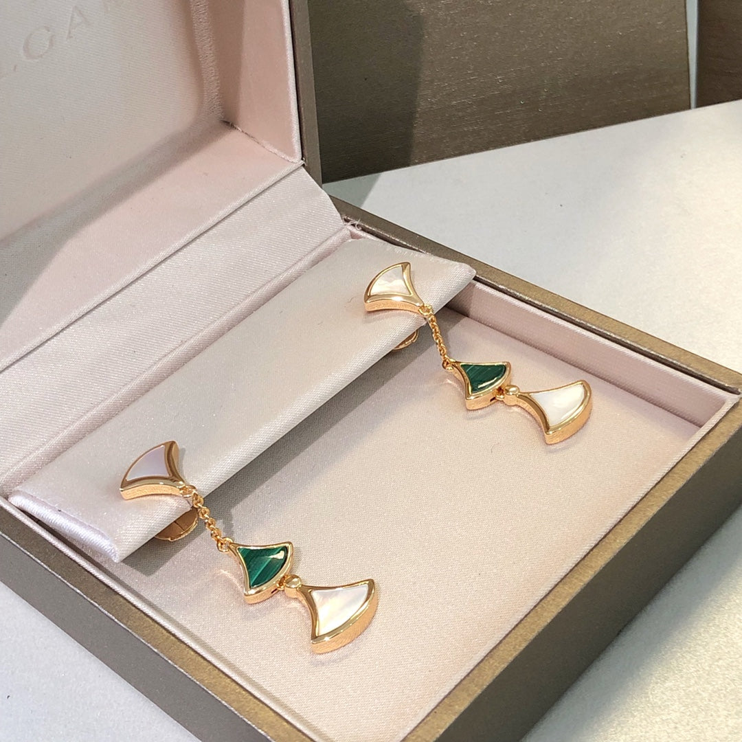 [Auream]DREAM EARRINGS 3 MOTIFS MALACHITE MOP PINK GOLD