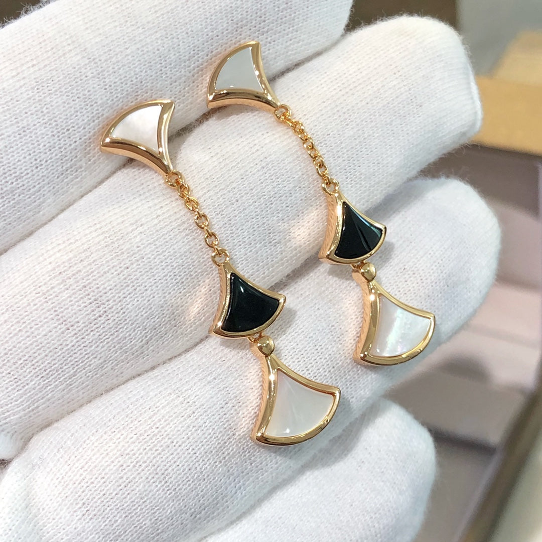 [Auream]DREAM EARRINGS 3 MOTIFS ONYX MOP PINK GOLD