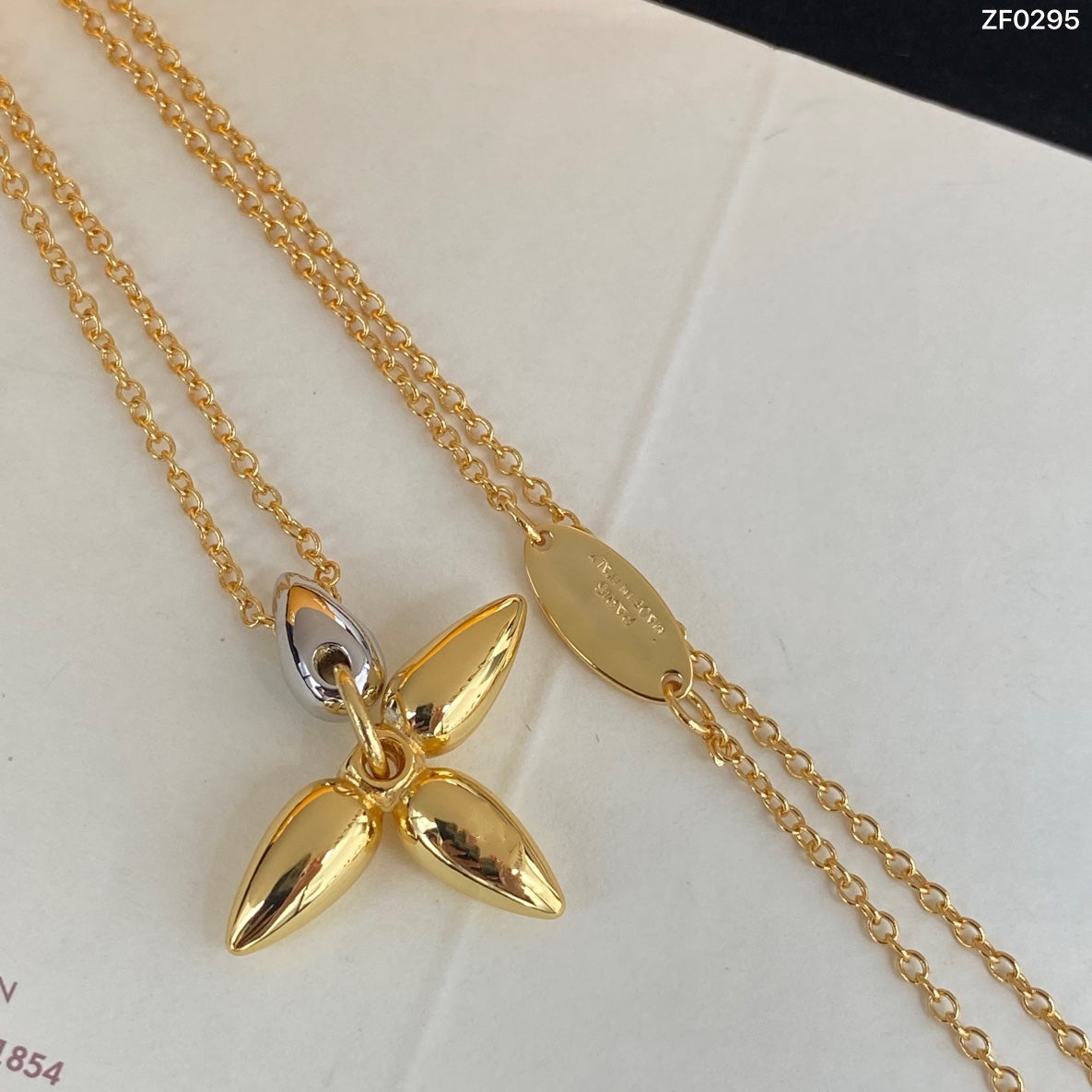 [Auream]LOUISETTE PEDANT GOLD NECKLACE