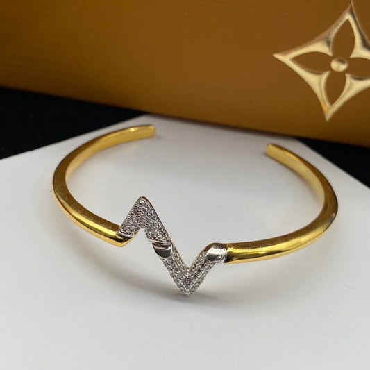 [Auream]VOLTE UPSITE DOWN DIAMOND GOLD OPEN BRACELET