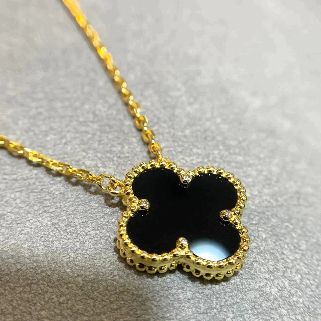 [Auream]CLOVER 15MM BLACK ONYX SINGLE FLOWER NECKLACE