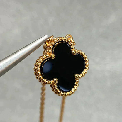 [Auream]CLOVER 15MM BLACK ONYX SINGLE FLOWER NECKLACE