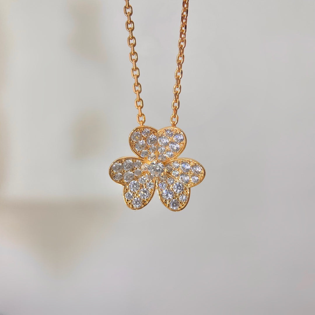 [Auream]FLOWER DIAMOND NECKLACE