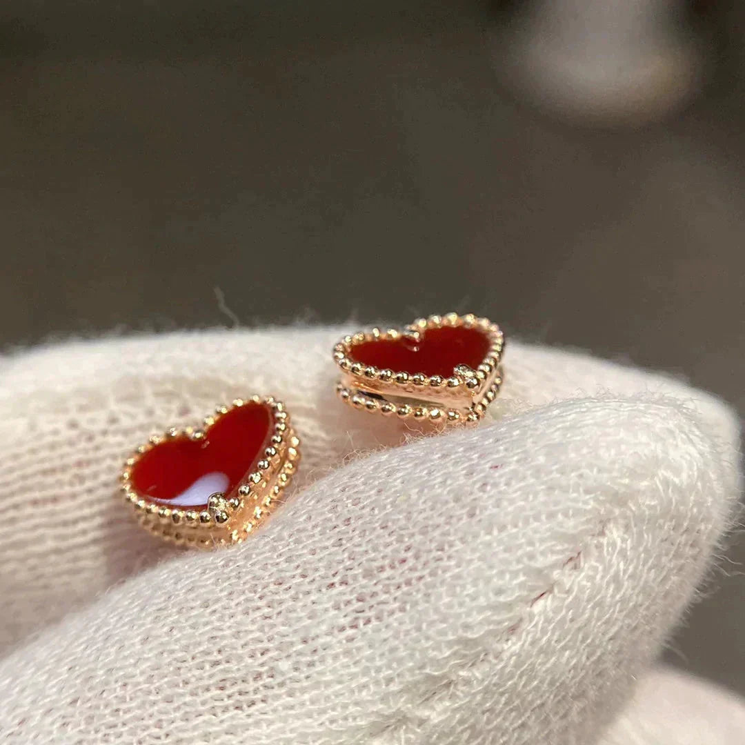 [Auream]HEART CARNELIAN STUD EARRINGS