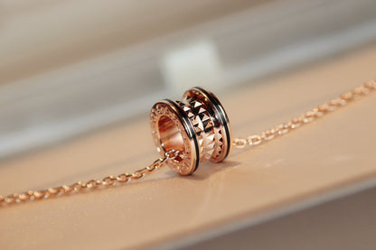 [Auream]ZERO 1 ROCK PEDANT PINK GOLD BLACK NECKLACE